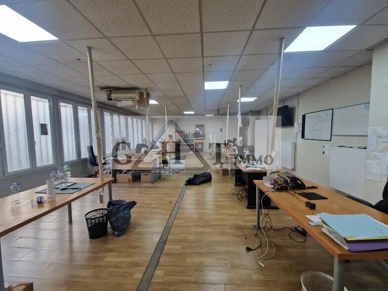 Industriel/Logistique dans Bagnolet à vendre - Photo de l’immeuble – Image 2 sur 15