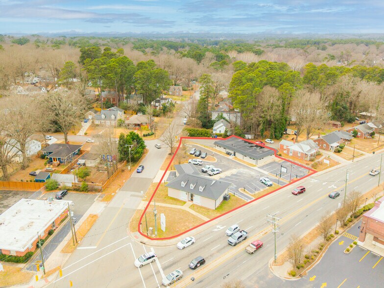 2121 Guess Rd, Durham, NC à vendre - Photo de l’immeuble – Image 2 sur 19