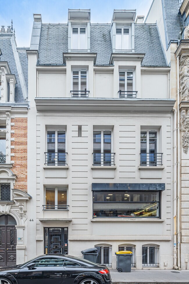 Plus de détails pour 44 Rue Fortuny, Paris - Bureau à louer