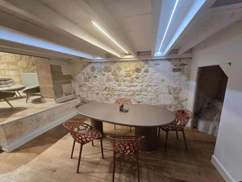 Local commercial dans Bordeaux à louer - Photo intérieure – Image 2 sur 5