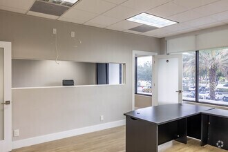 1750 N University Dr, Coral Springs, FL à louer Photo intérieure– Image 2 sur 5