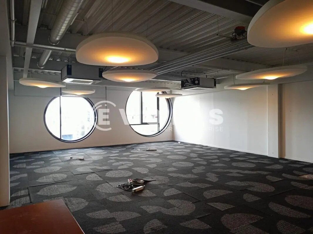 Bureau dans Paris à louer Photo de l’immeuble– Image 1 sur 21