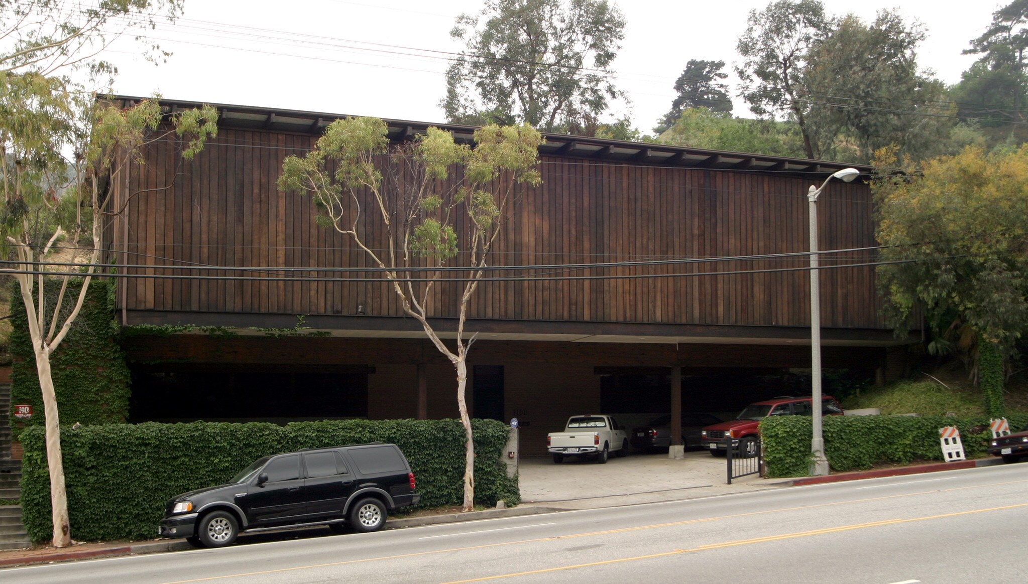 2801 Cahuenga Blvd W, Los Angeles, CA à louer Photo principale– Image 1 sur 4