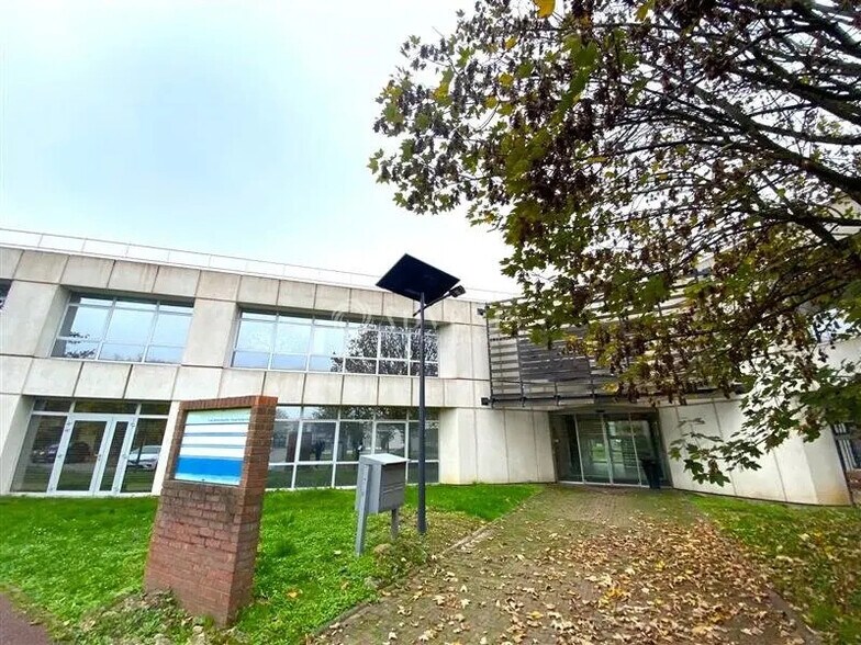 Bureau dans Orly à louer - Photo de l’immeuble – Image 1 sur 6