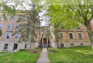Plus de détails pour 438-440 Av Mount Stephen, Westmount, QC - Logement à vendre