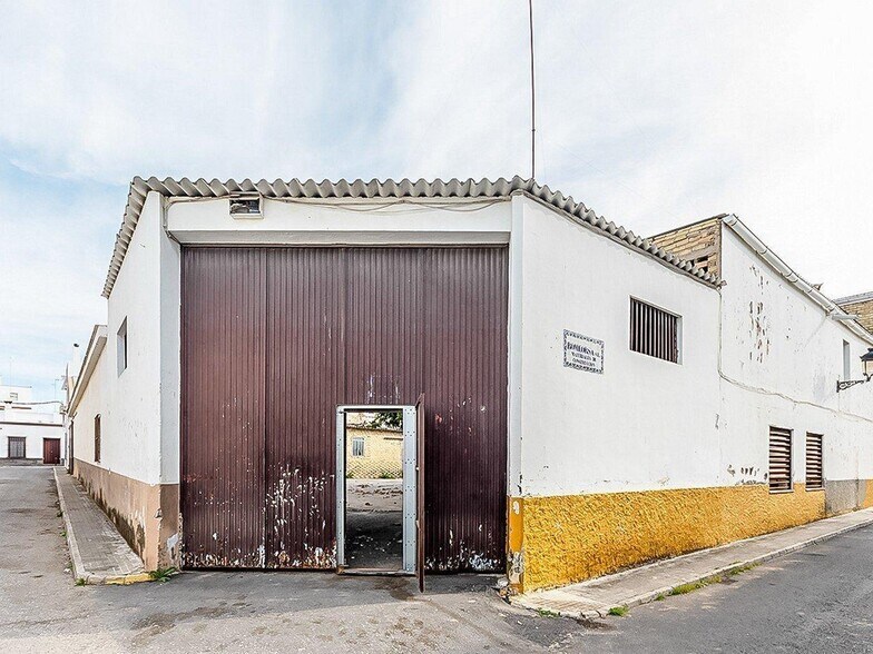 Local commercial dans Puerto Serrano, Cádiz à vendre - Photo de l’immeuble – Image 1 sur 13