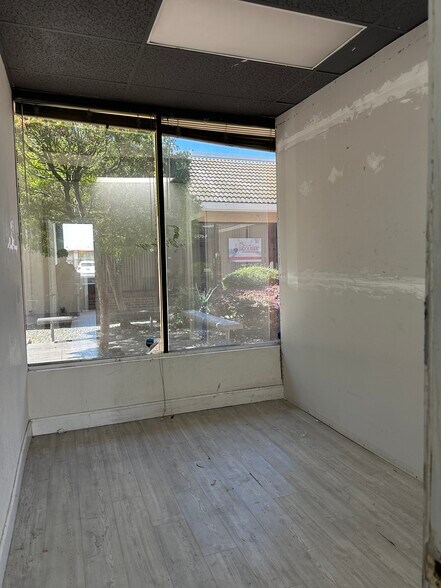 2470 Berryessa Rd, San Jose, CA à louer - Photo de l’immeuble – Image 3 sur 13