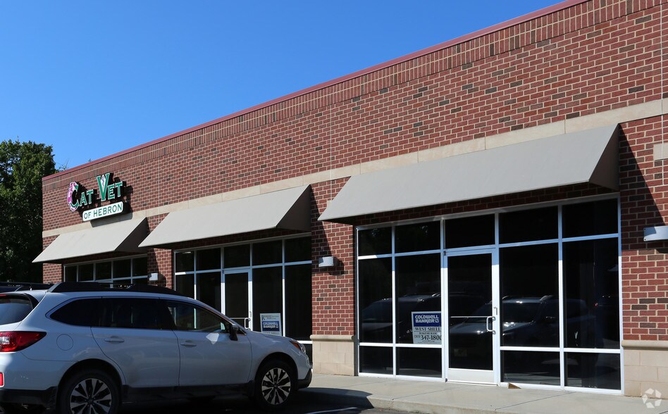 2161 N Bend Rd, Hebron, KY à louer - Photo de l’immeuble – Image 3 sur 4