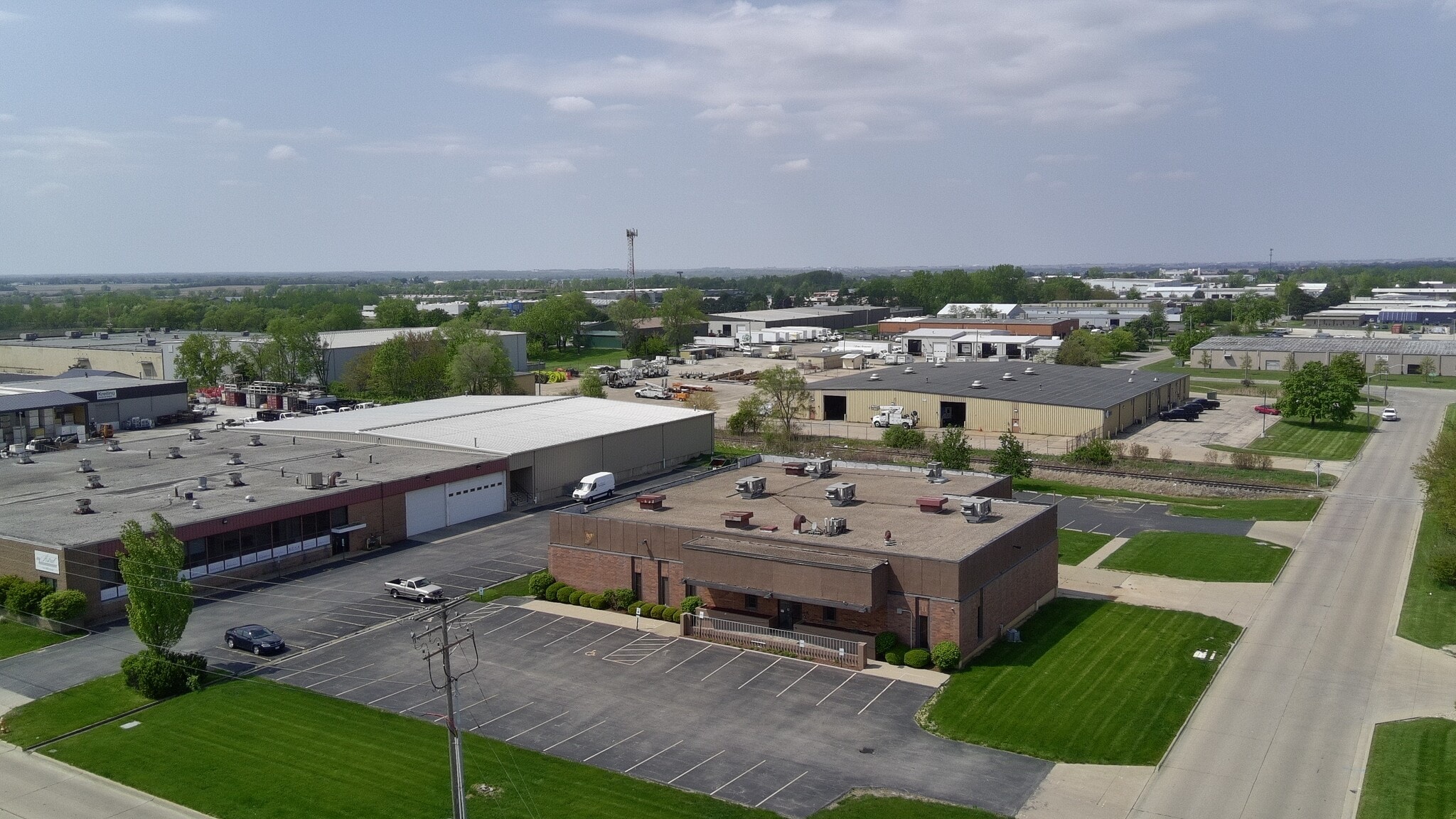 2305 W Altorfer Rd, Peoria, IL à vendre Photo intérieure– Image 1 sur 21