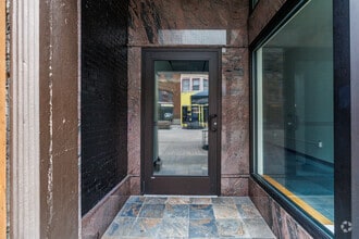 108-114 E State St, Ithaca, NY à louer Photo de l’immeuble– Image 2 sur 8