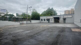 Plus de détails pour 396 Morris Park Ave, Bronx, NY - Industriel/Logistique à louer