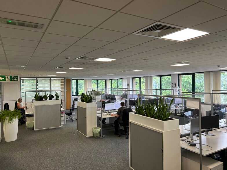 Rutherford Clos, Stevenage à louer - Photo de l’immeuble – Image 2 sur 18
