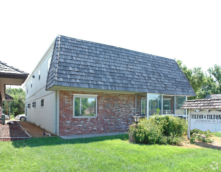 1324 SW Topeka Blvd, Topeka, KS à vendre - Photo de l’immeuble – Image 2 sur 2