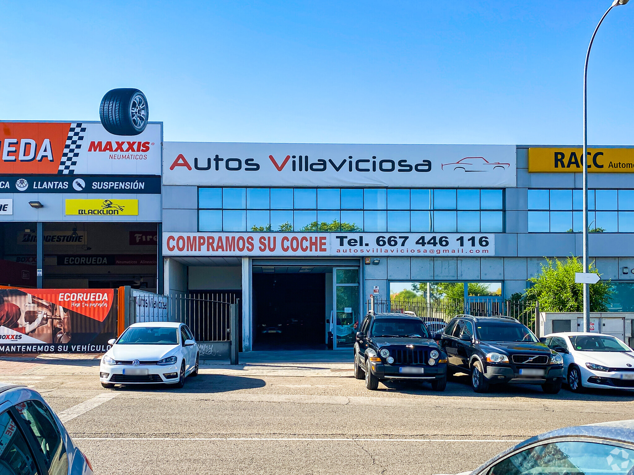 Industriel/Logistique dans Villaviciosa de Odón, Madrid à louer Photo principale– Image 1 sur 3