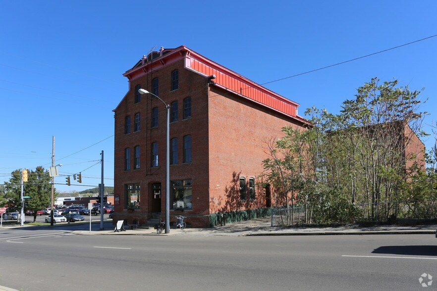 160 N Main St, Mansfield, OH à louer - Photo principale – Image 2 sur 39