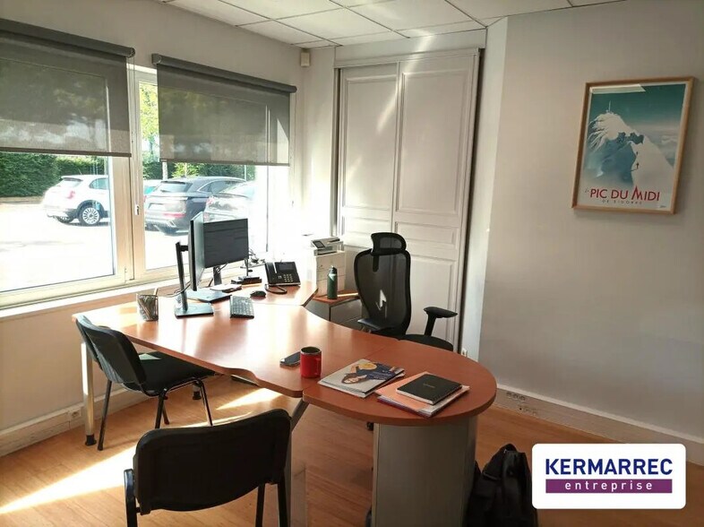 Bureau dans Carquefou à vendre - Photo de l’immeuble – Image 2 sur 6