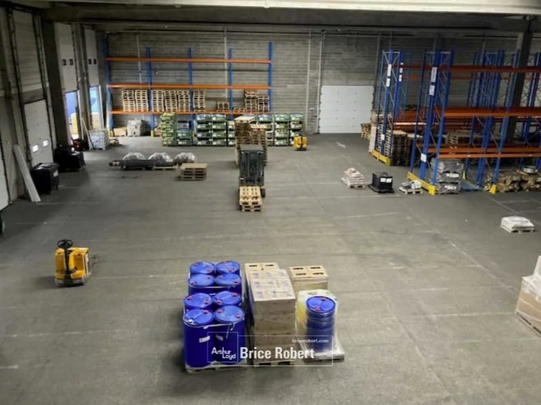 Industriel/Logistique dans Saint-Quentin-Fallavier à vendre - Photo intérieure – Image 3 sur 7