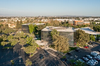11180 Warner Ave, Fountain Valley, CA - VUE AÉRIENNE  vue de carte