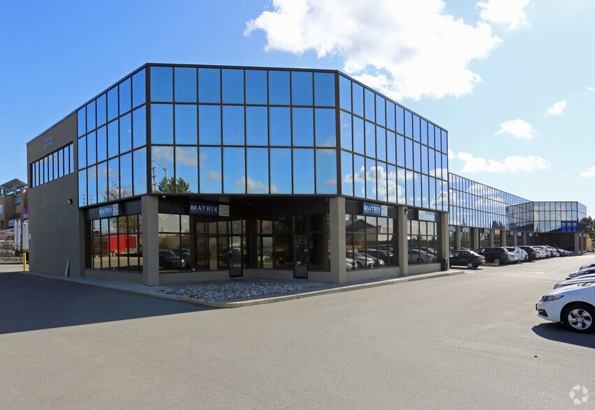 3075 14th Ave, Markham, ON à louer - Photo de l’immeuble – Image 2 sur 4