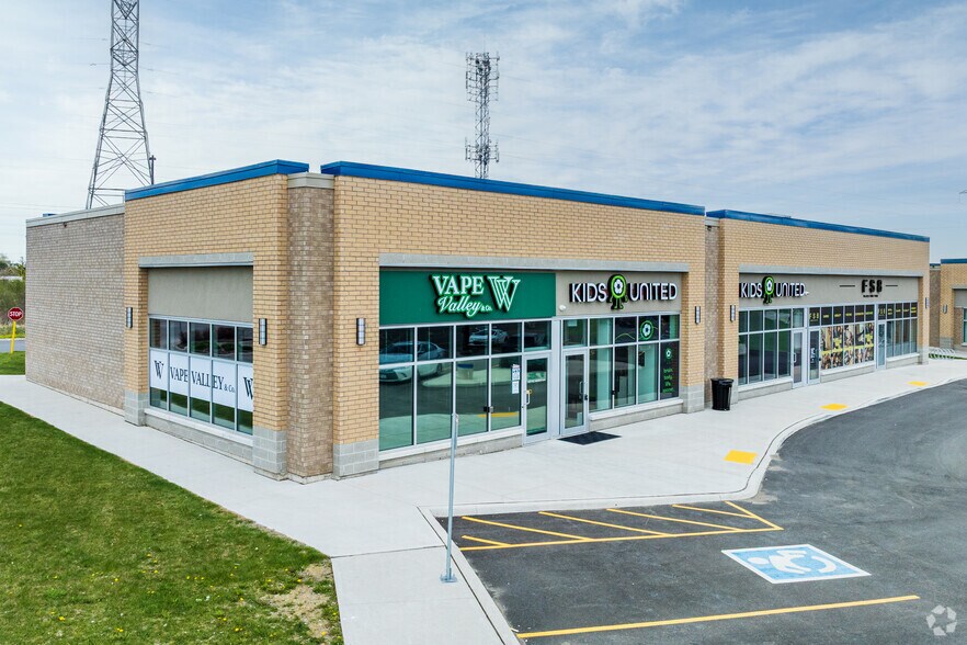 3221-3227 Appleby Line, Burlington, ON à louer - Photo de l’immeuble – Image 2 sur 3