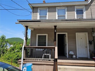 Plus de détails pour 208 W High St, Nesquehoning, PA - Logement à vendre