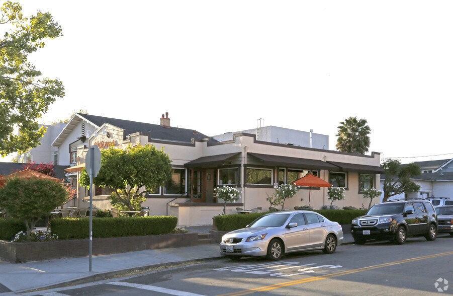 950 The Alameda, San Jose, CA à louer - Photo principale – Image 1 sur 5