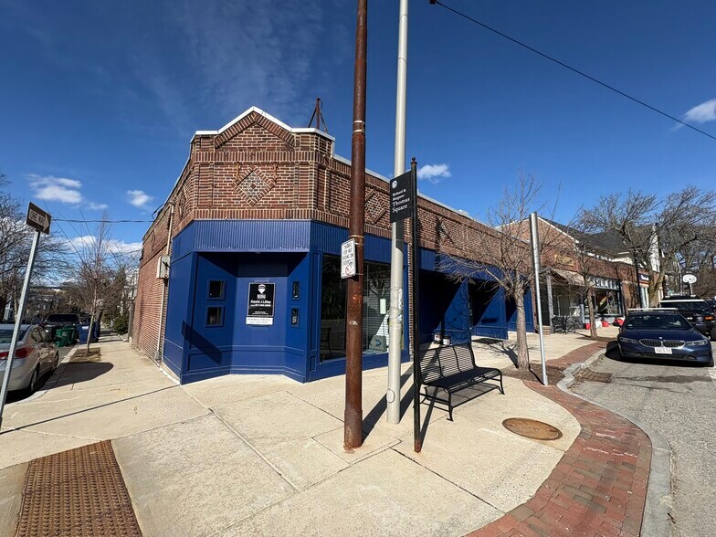 361 Huron Ave, Cambridge, MA à vendre - Photo de l’immeuble – Image 2 sur 23
