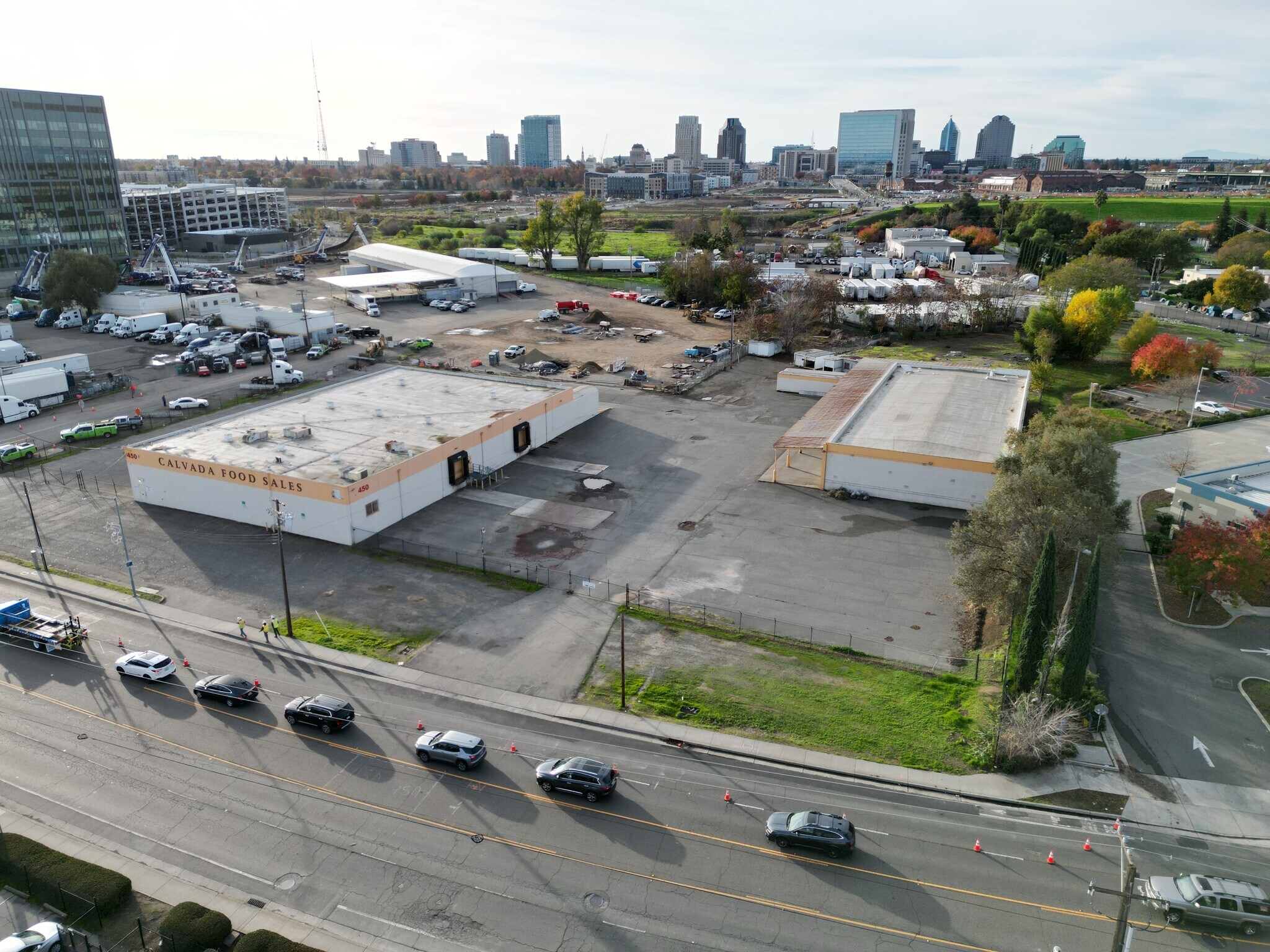 Richards Industrial Park portefeuille de 2 biens à vendre sur LoopNet.fr Photo principale– Image 1 sur 4