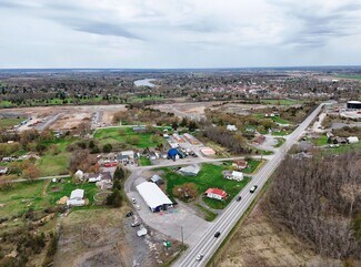 Plus de détails pour 8262 County Rd 2, Napanee, ON - Local d’activités à vendre