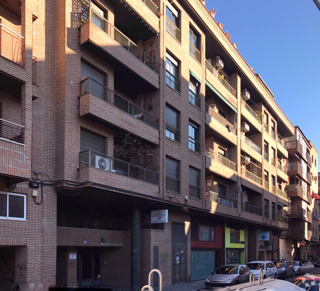 Calle Banderas de Castilla, 37, Talavera de la Reina, Toledo à louer - Photo de l’immeuble – Image 2 sur 4