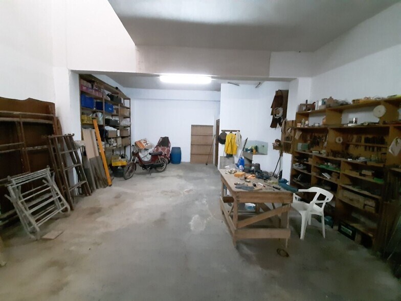 Local commercial dans Alzira, Valencia à vendre - Photo de l’immeuble – Image 2 sur 12