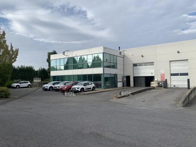 Plus de détails pour Industriel/Logistique à louer