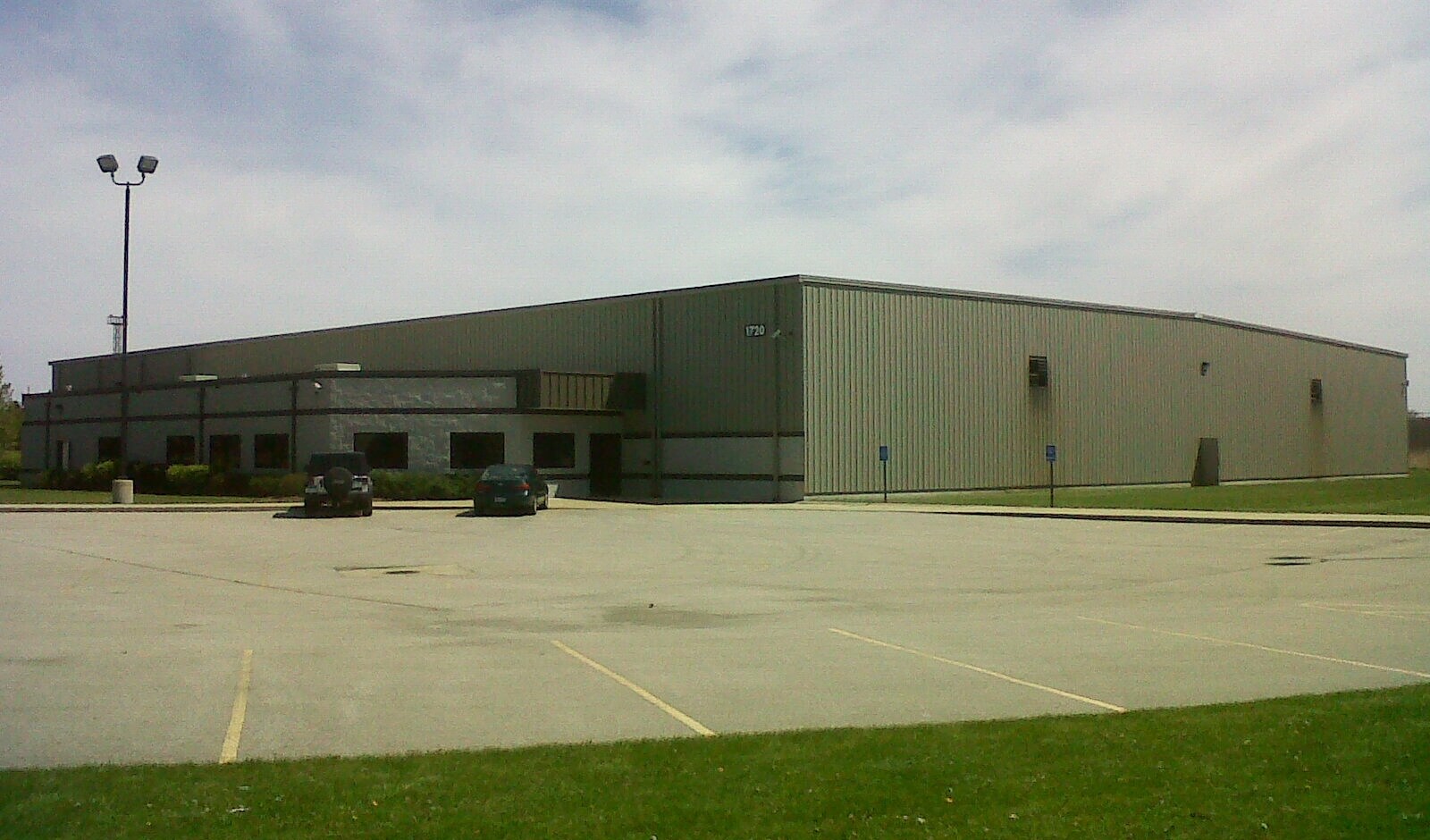 1720 Norman St, Saginaw, MI à louer Photo de l’immeuble– Image 1 sur 8
