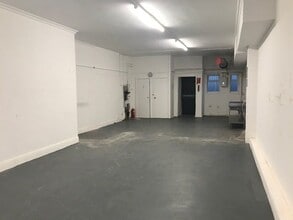 18 Keirby Walk, Burnley à louer Photo intérieure– Image 1 sur 2