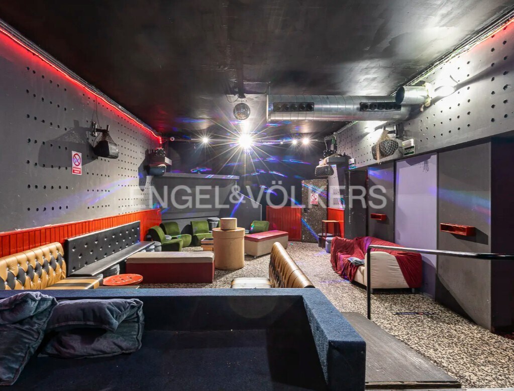 Local commercial dans Barcelone, Barcelona à louer Photo intérieure– Image 1 sur 5