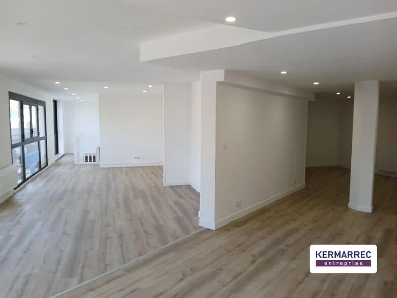 Bureau dans Nantes à vendre - Photo de l’immeuble – Image 1 sur 4