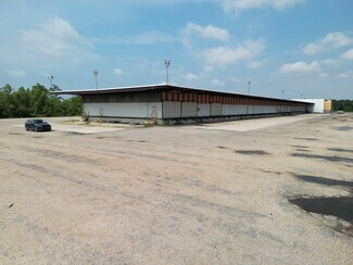 Plus de détails pour 12170 Old Gentilly Rd, New Orleans, LA - Industriel/Logistique à louer