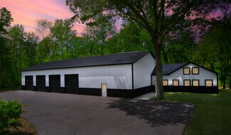 Plus de détails pour 8067 Croom Rd, Upper Marlboro, MD - Spécialisé à vendre