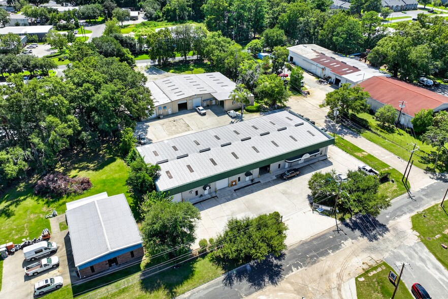 203 Deptford St, Savannah, GA à vendre - Photo de l’immeuble – Image 3 sur 8