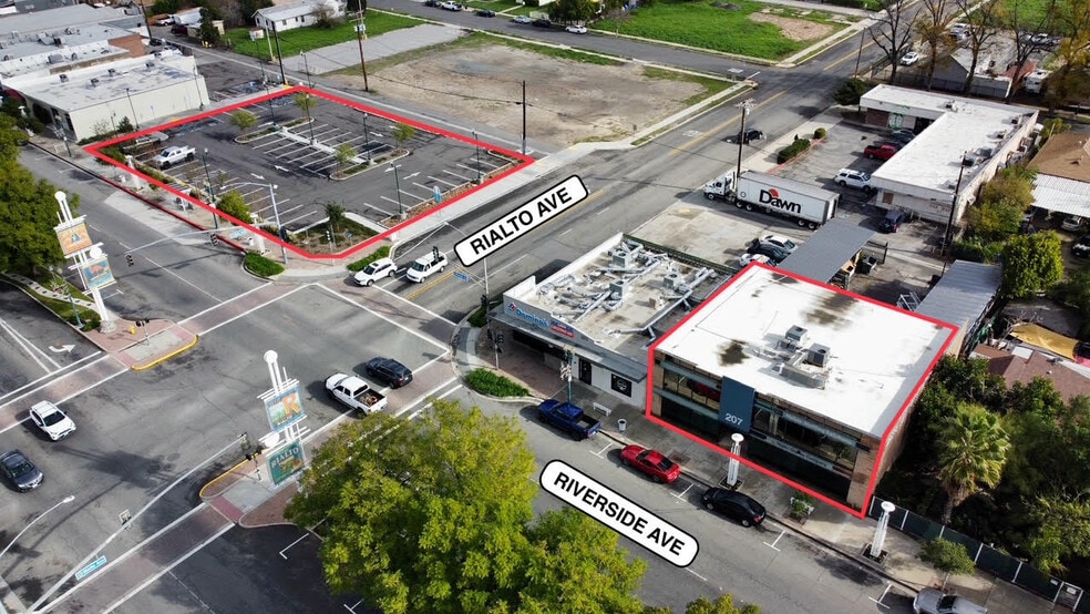 207 S Riverside Ave, Rialto, CA à louer - Photo principale – Image 1 sur 2