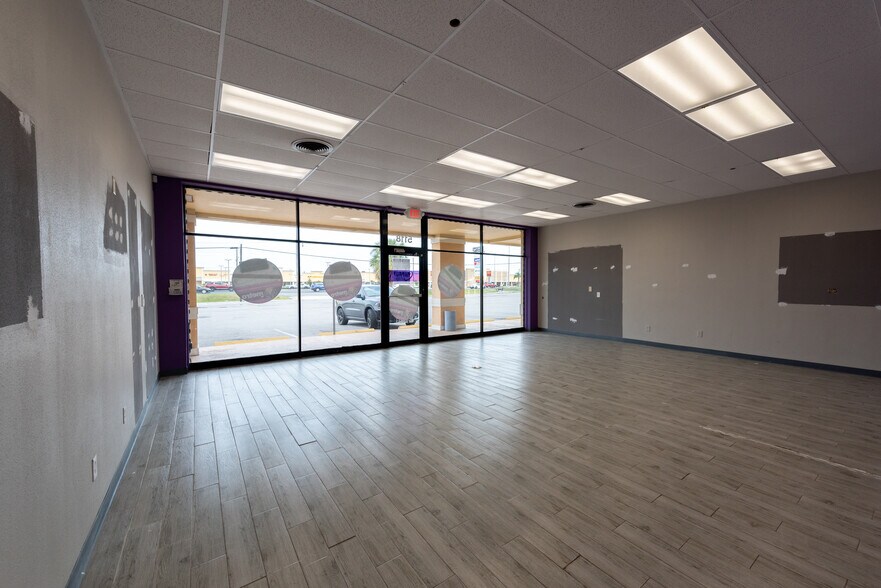 5114-5134 Us Highway 19, New Port Richey, FL à louer - Photo de l’immeuble – Image 3 sur 13