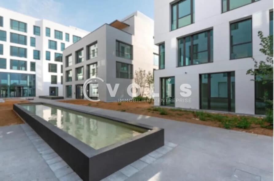 Bureau dans Massy à louer - Photo de l’immeuble – Image 1 sur 5