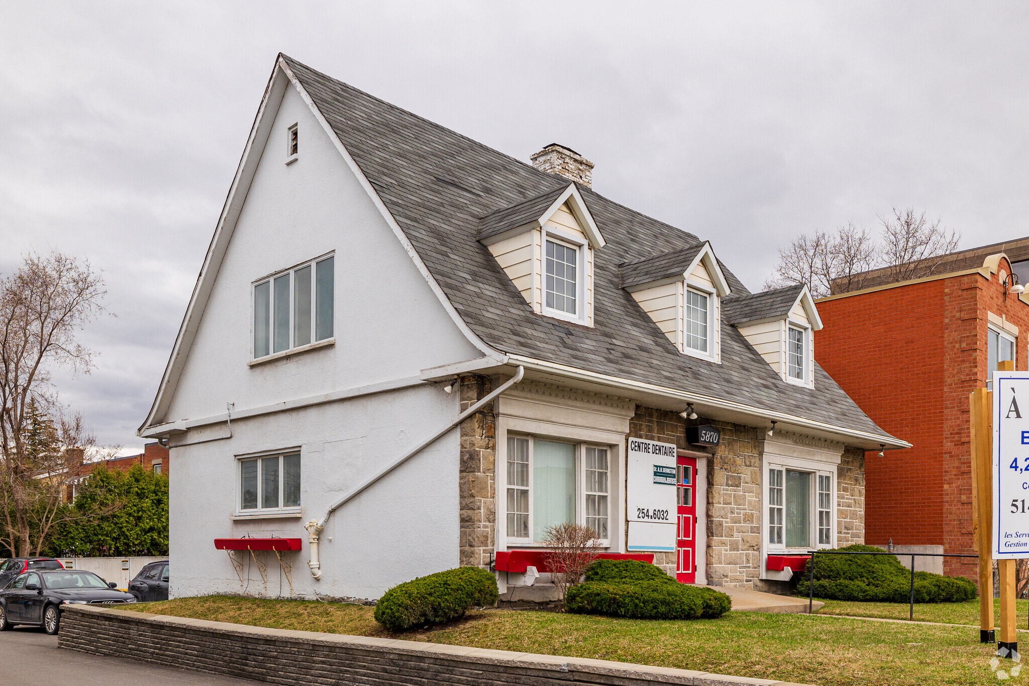 5870 Rue Sherbrooke E, Montréal, QC à louer Photo principale– Image 1 sur 3