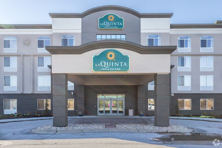1201 Avenue H, Carter Lake, IA à vendre - Photo de l’immeuble – Image 3 sur 28