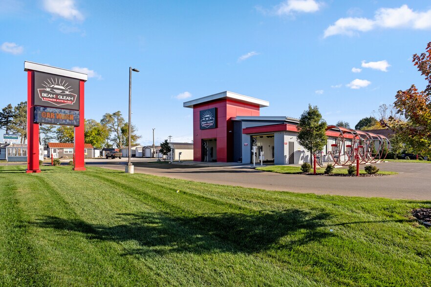 655 S US Highway 131, Three Rivers, MI à vendre - Photo de l’immeuble – Image 2 sur 29