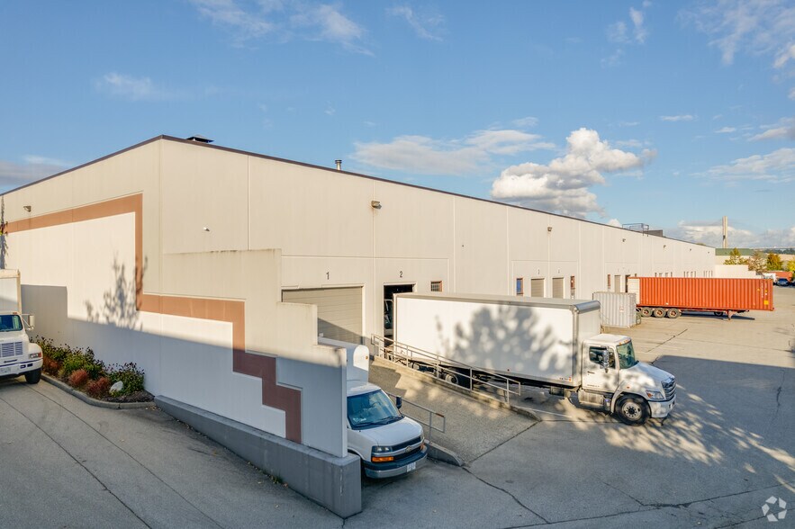 1600-1610 Derwent Way, Delta, BC à louer - Photo de l’immeuble – Image 3 sur 5