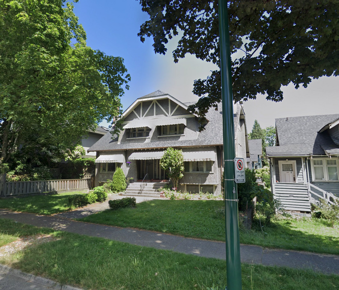 1827 12th ave, Vancouver, BC à vendre - Photo de l’immeuble – Image 2 sur 2