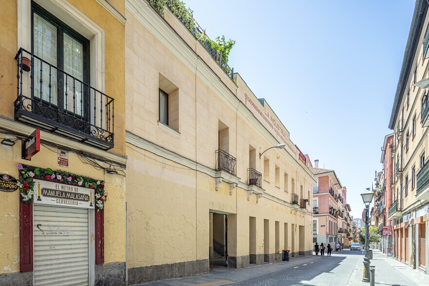 Calle San Andrés, 8, Madrid, Madrid à louer - Photo de l’immeuble – Image 2 sur 4