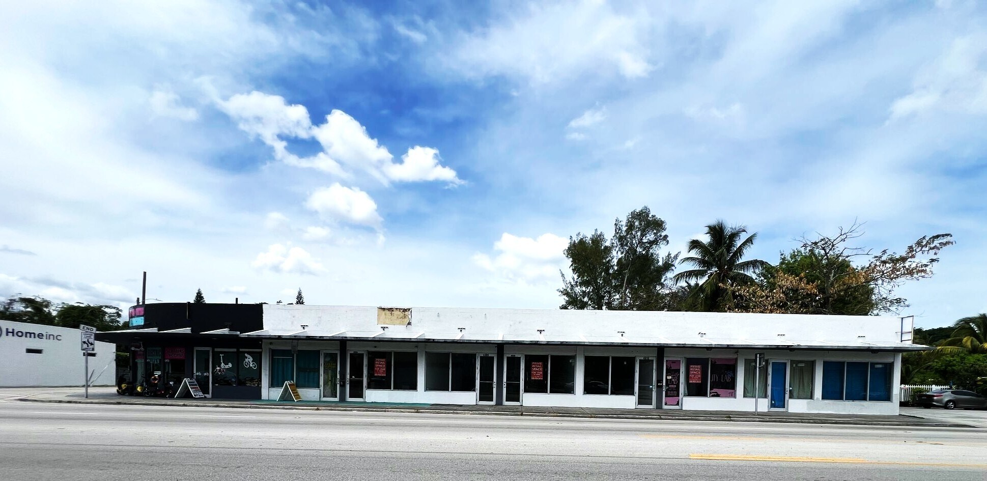 4300-4316 NW 7th Ave, Miami, FL à louer Photo de l’immeuble– Image 1 sur 6