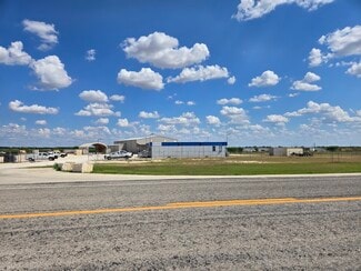 Plus de détails pour 1210 FM 537, Floresville, TX - Industriel/Logistique à louer